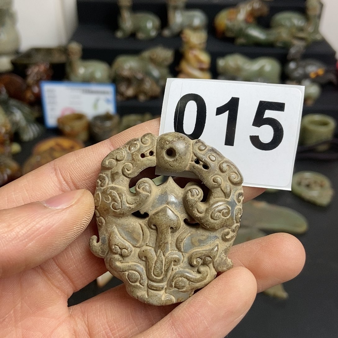 和田玉（糖玉）饰品未镶嵌