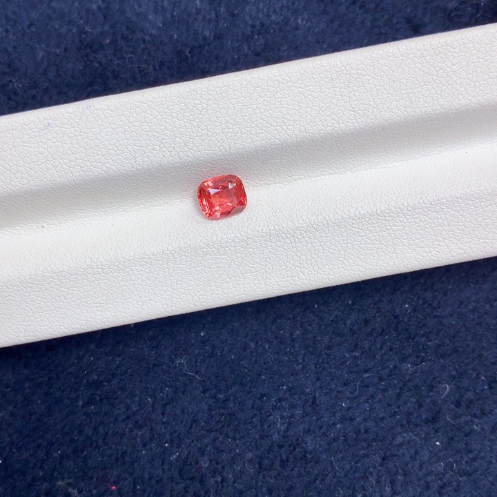 尖晶石裸石未镶嵌1.01c t