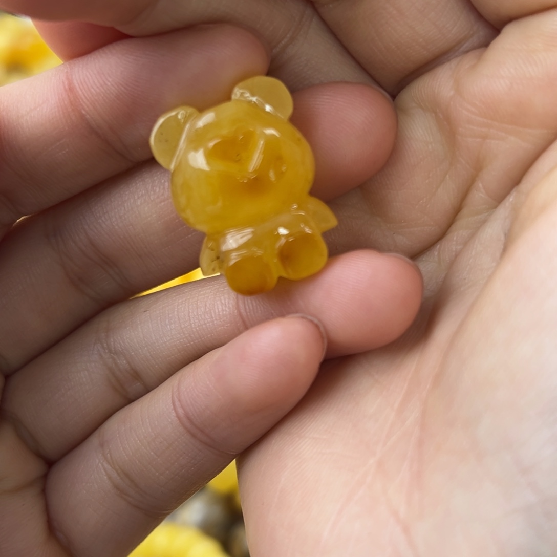 琥珀珠宝奇石未镶嵌