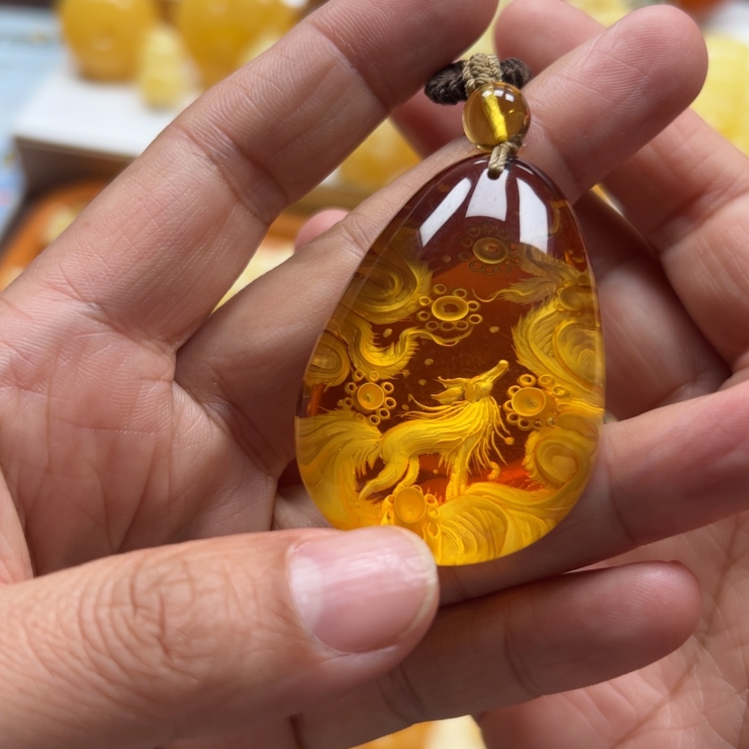 琥珀未镶嵌珠宝奇石