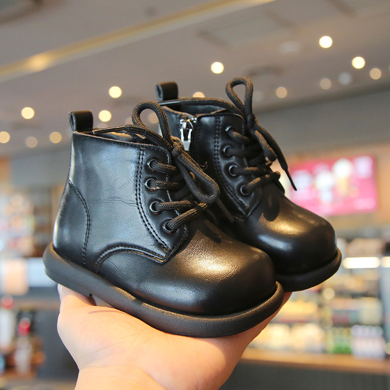 女童皮靴2025新款秋冬儿童马丁靴英伦风复古女宝宝短靴二棉软底靴