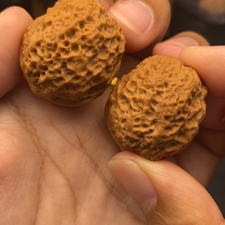 文玩核桃把件35尺火麒麟