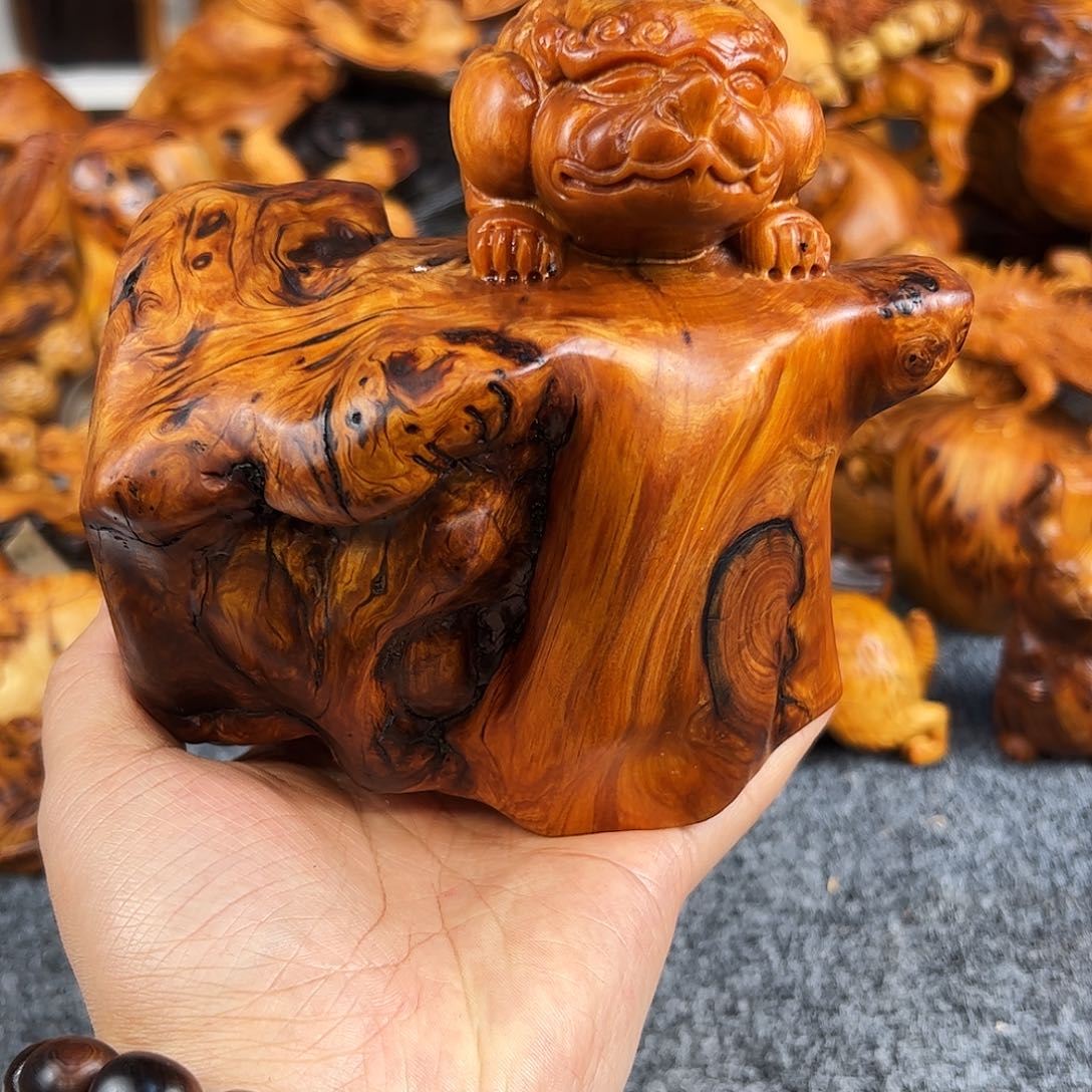 柏木宝****少太行崖柏玉化瘤疤精品