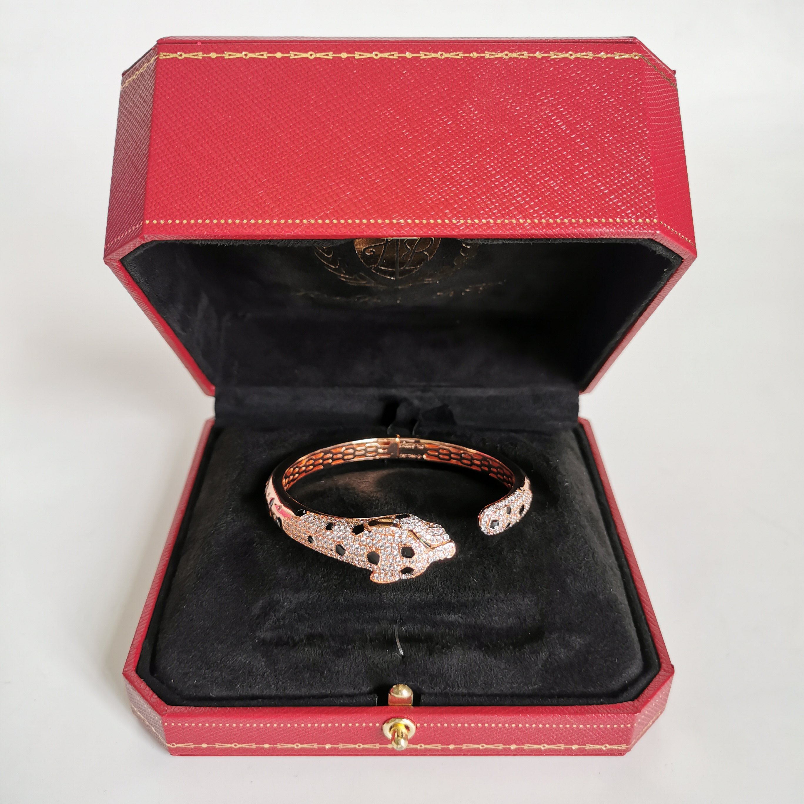 4275精致高级气质手镯