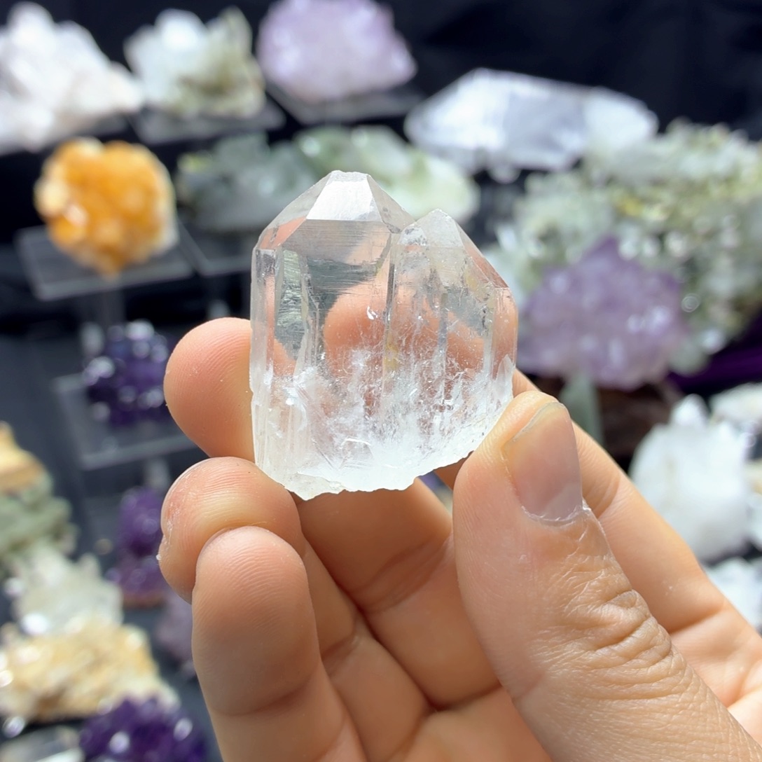 石材超透双晶白水