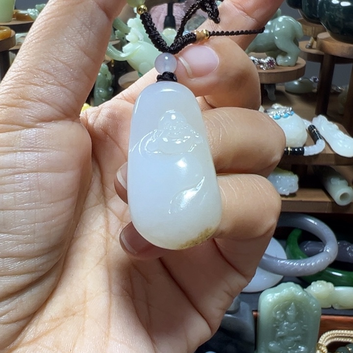 项链未镶嵌和田玉