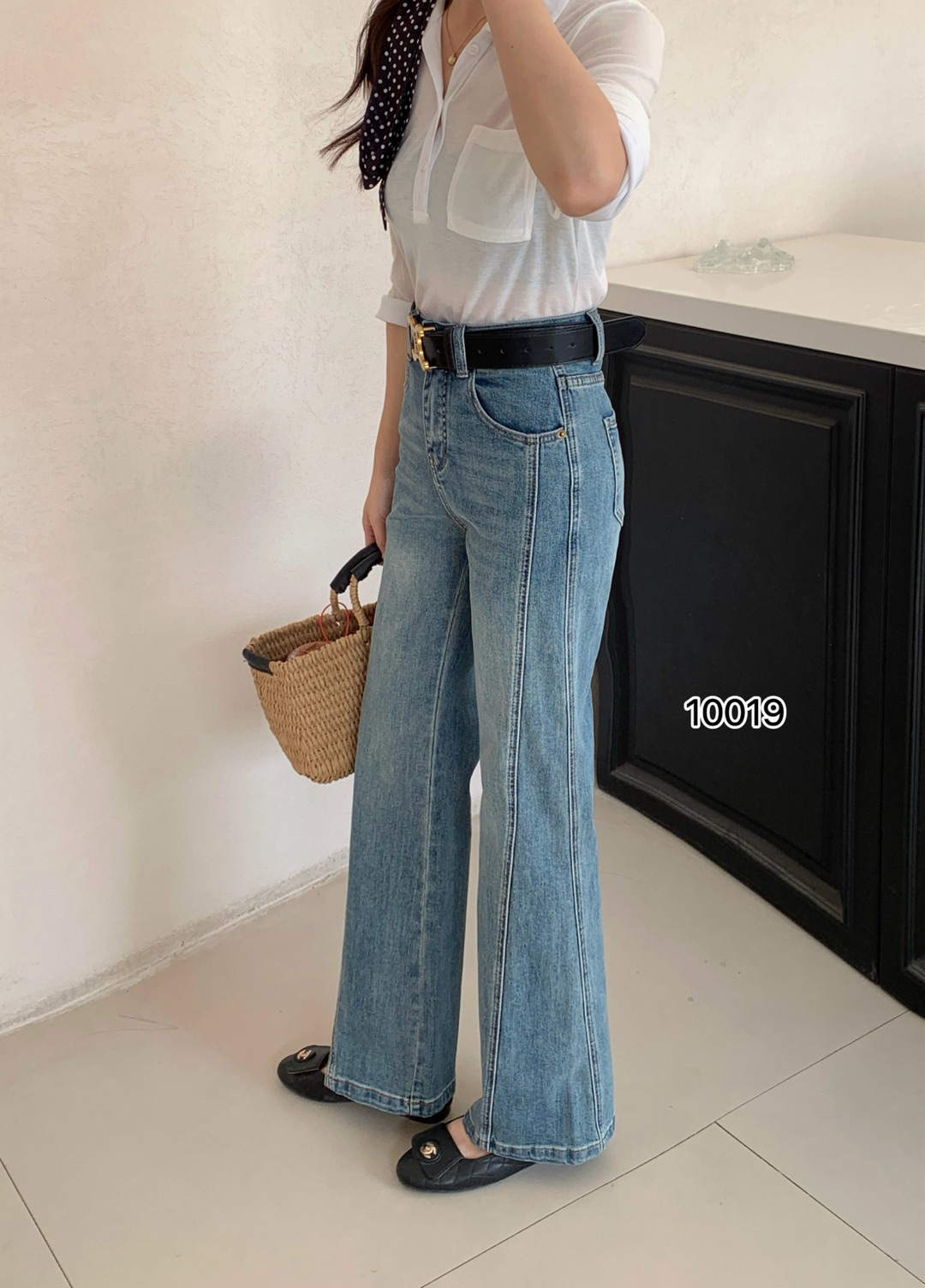 春款喇叭裤时尚修身版