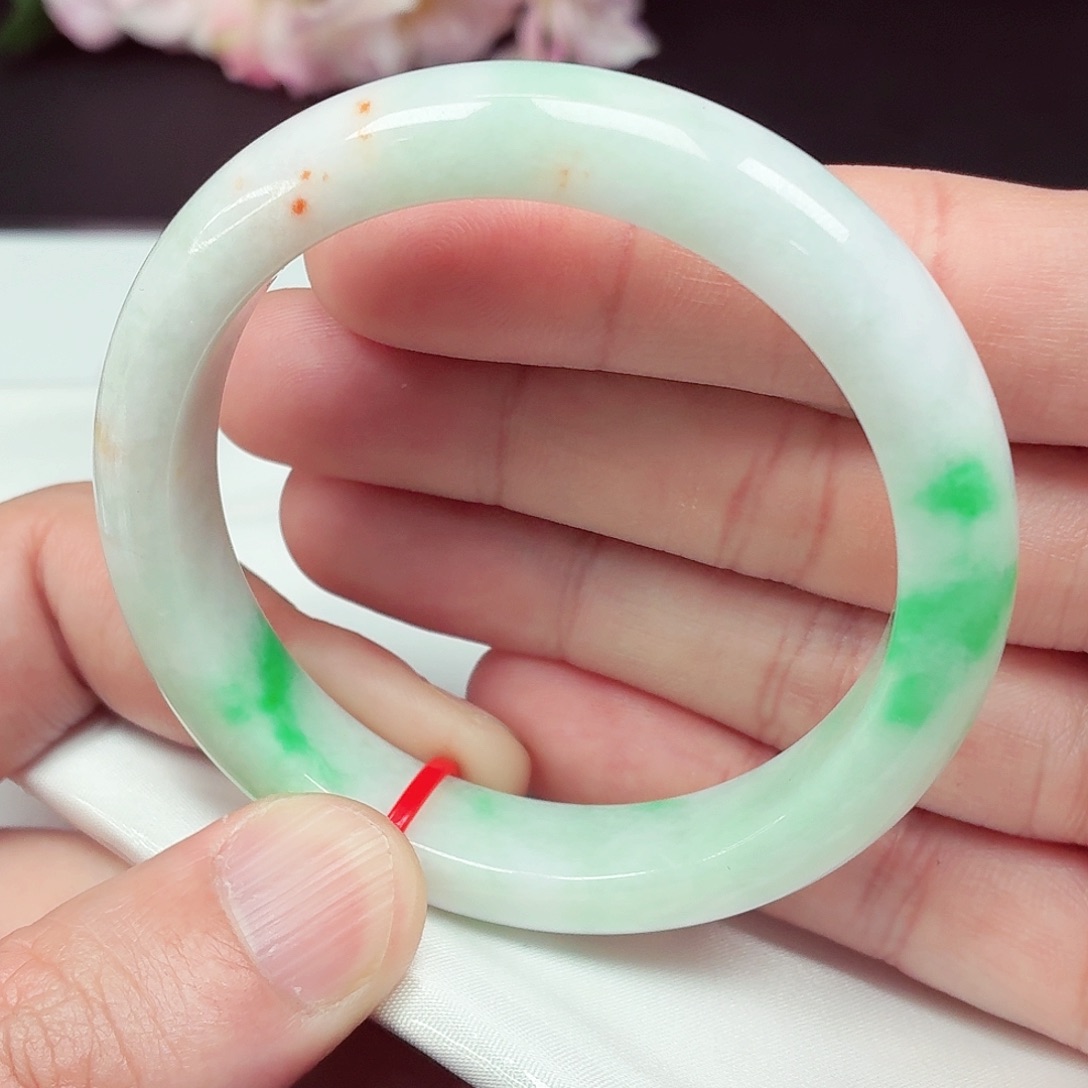 翡翠未镶嵌手镯54.8圈