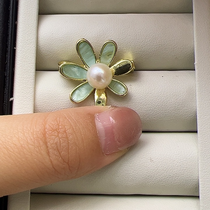 淡水珍珠胸饰银S925镶嵌