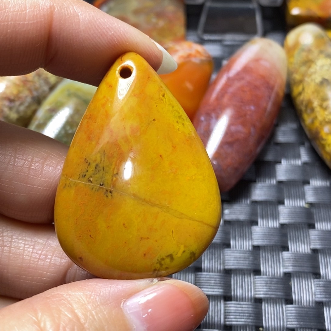 玛瑙/玉髓颈饰未镶嵌