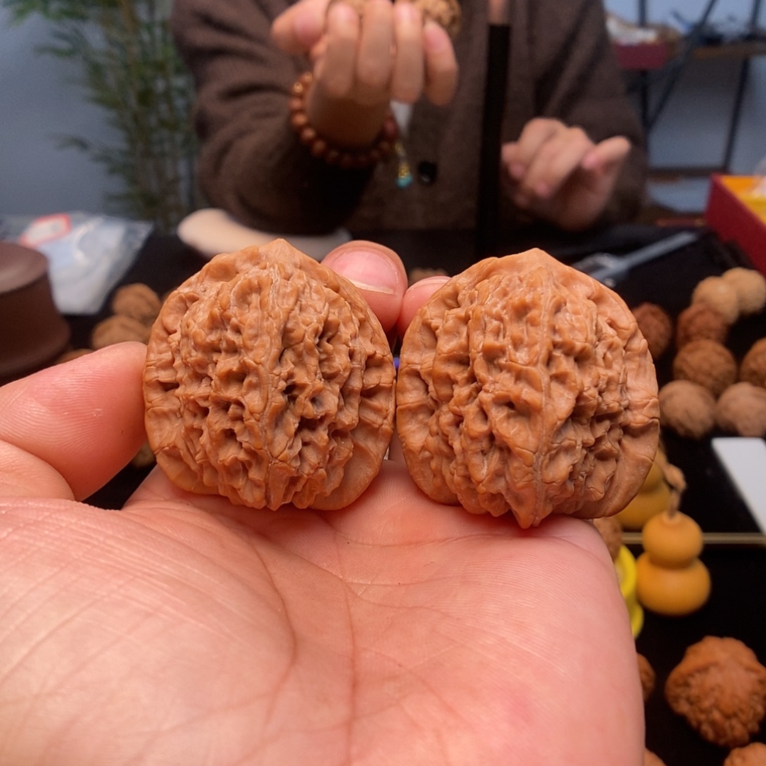 吊坠文玩核桃马老四42.5头货