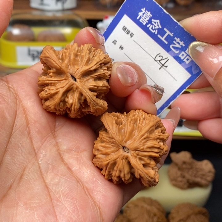 文玩核桃吊坠38全品麦虎