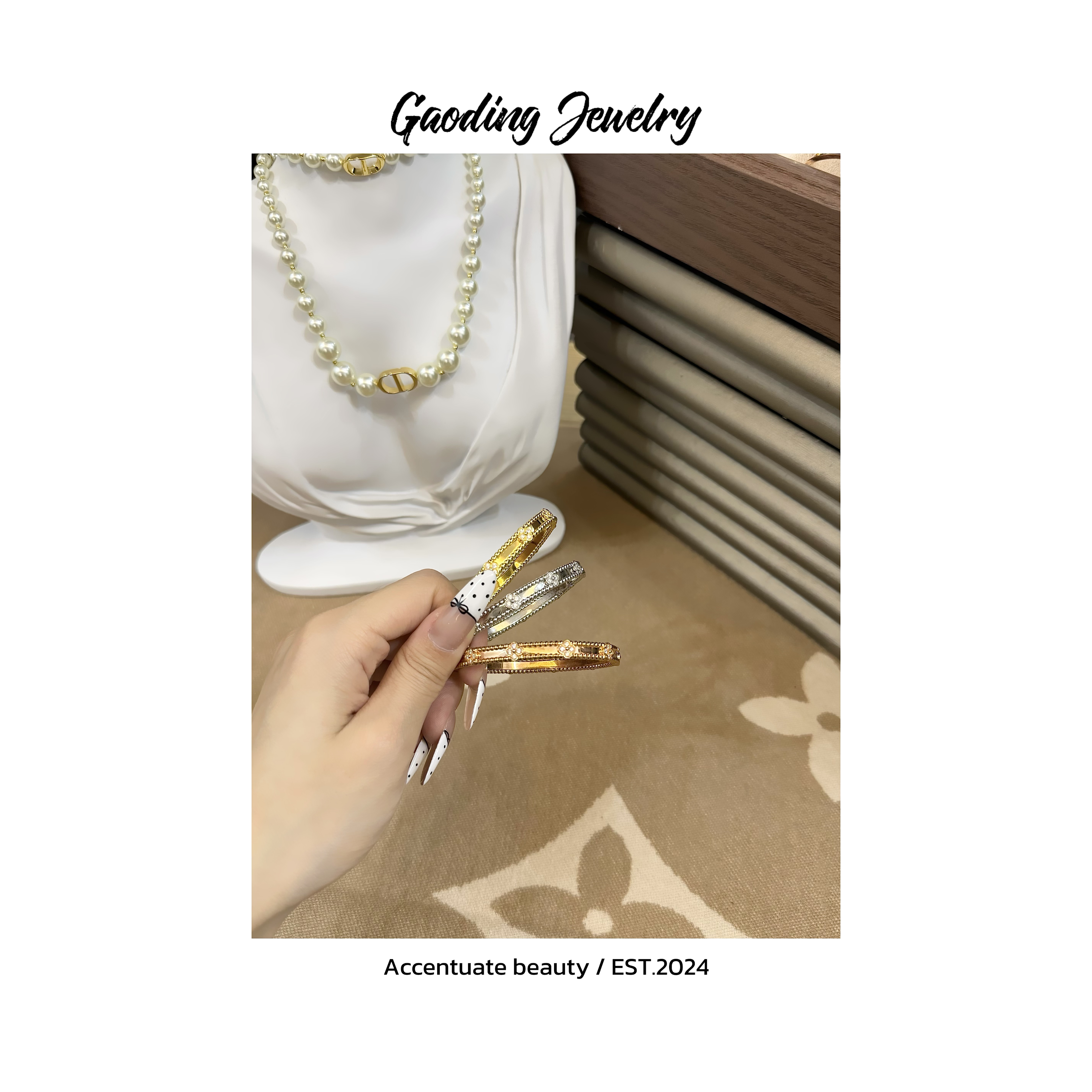 《JL》 万花筒窄版 时尚百搭简约个性精致镯子SZ57