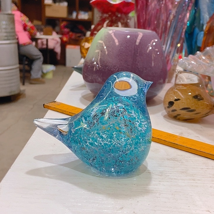 琉璃琉璃岛高8宽11花瓶