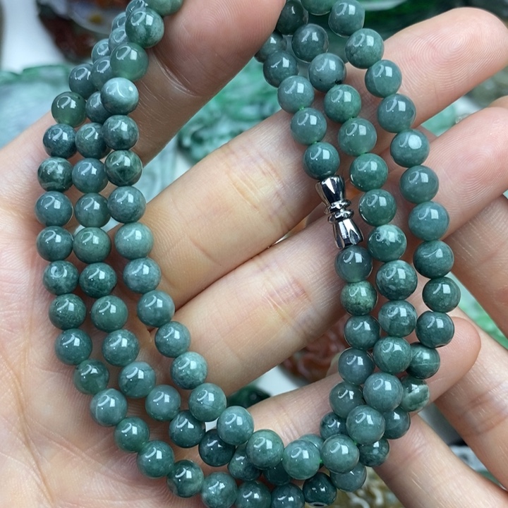 颈饰未镶嵌翡翠吊坠