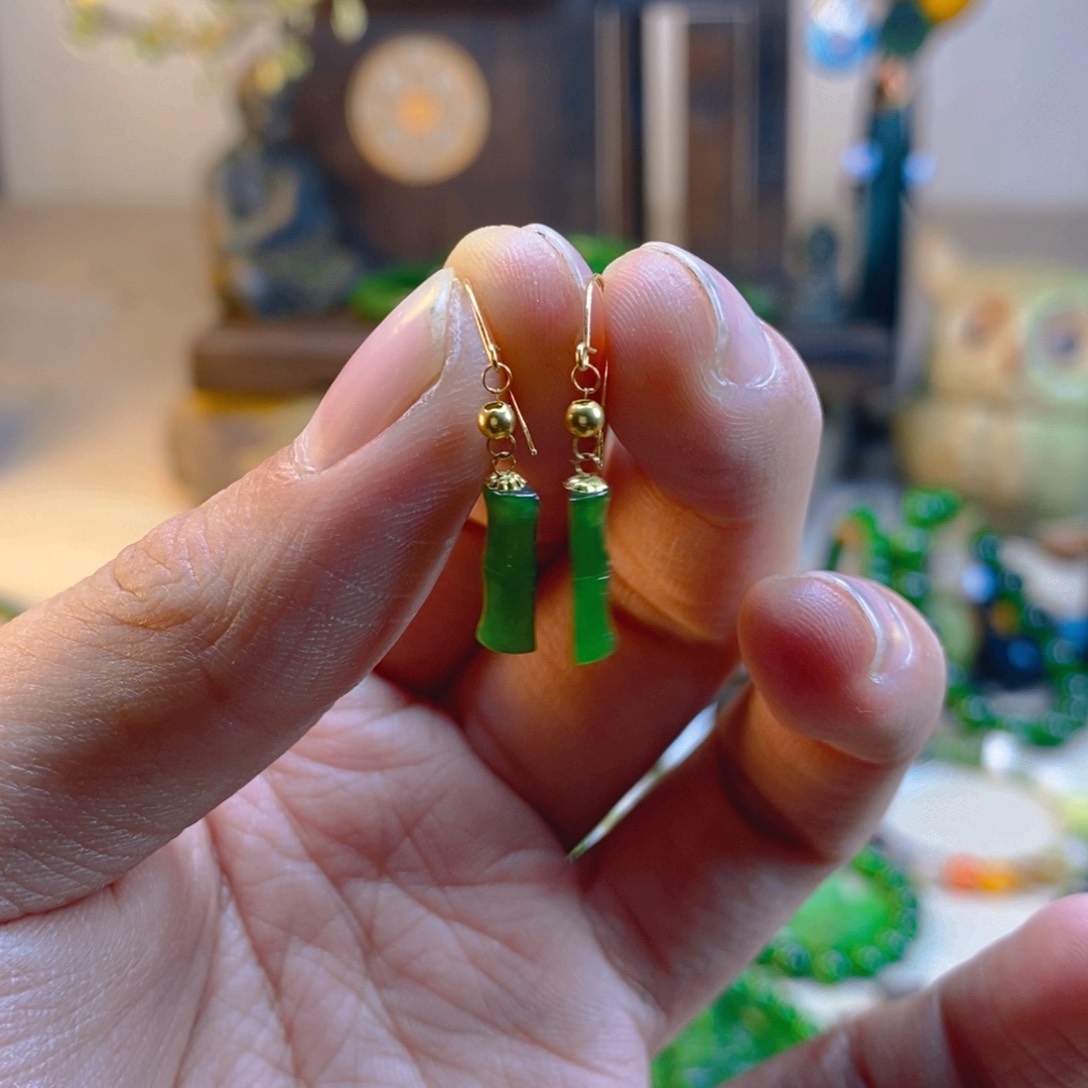 和田玉颈饰18K金镶嵌