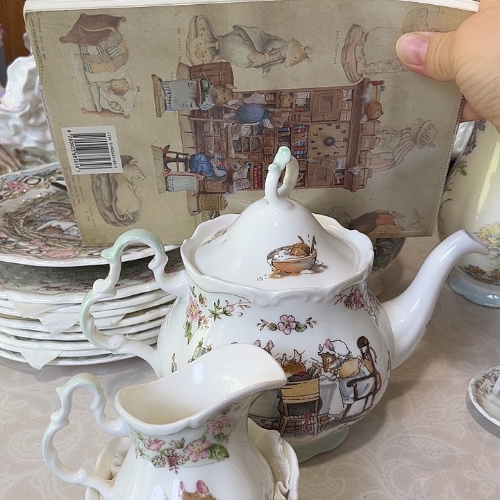 杯欧洲中古瓷器摆件
