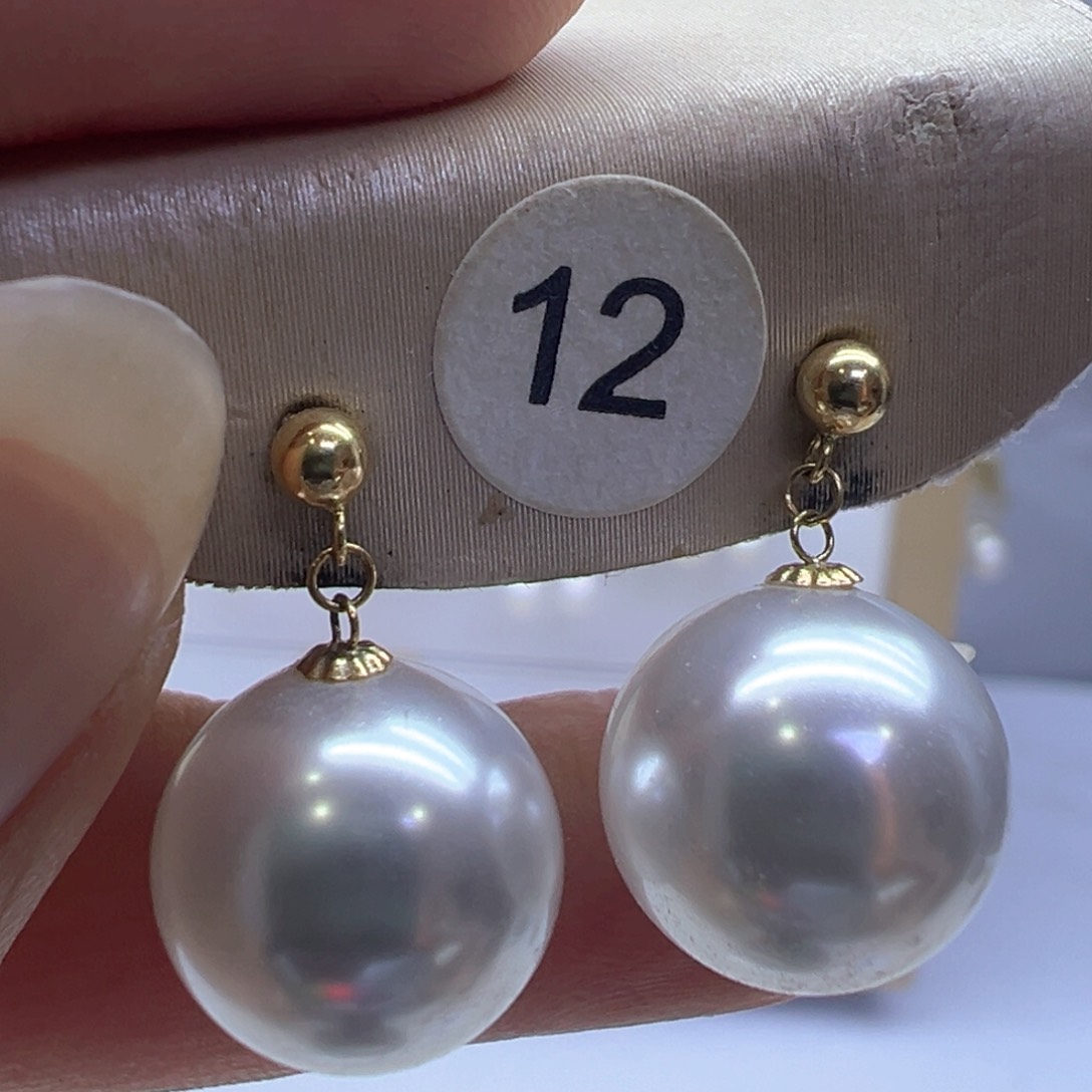 18K金镶嵌淡水珍珠耳饰