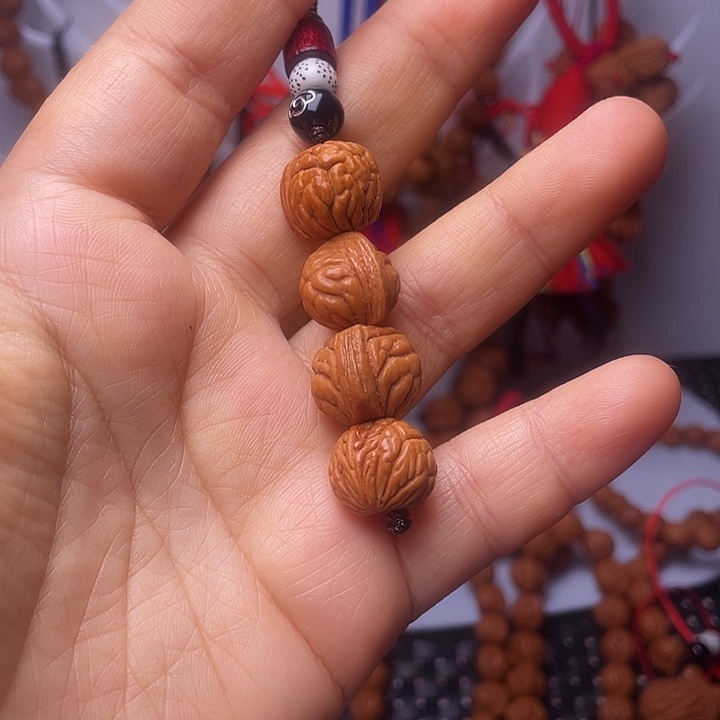 桃核吊坠龙纹桃枭