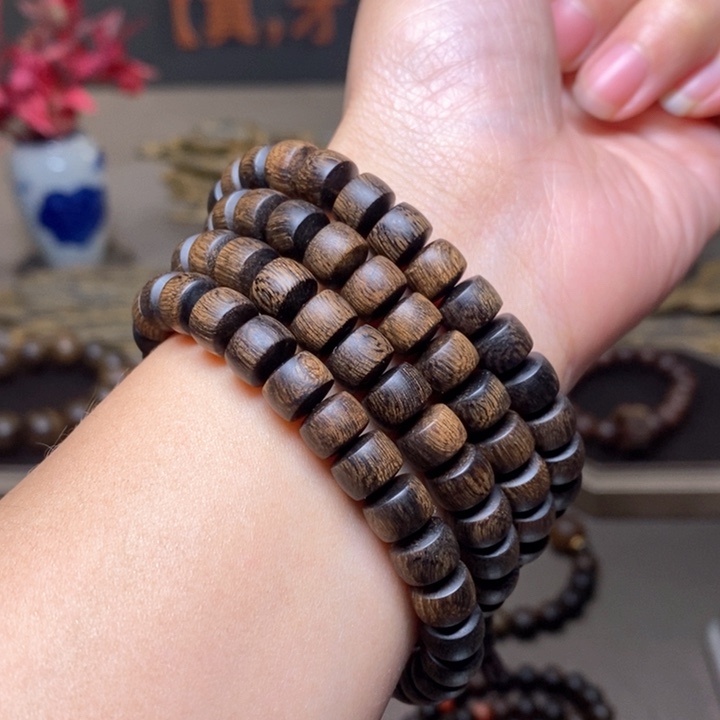 沉香手串越南瘤疤富森红土0.6✖️0.8✖️108