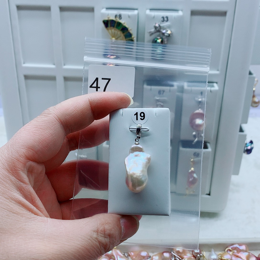 淡水珍珠吊坠(不含链)合金