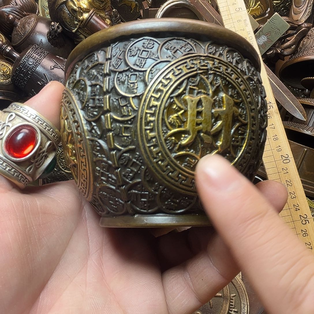 精美铜器收藏品等