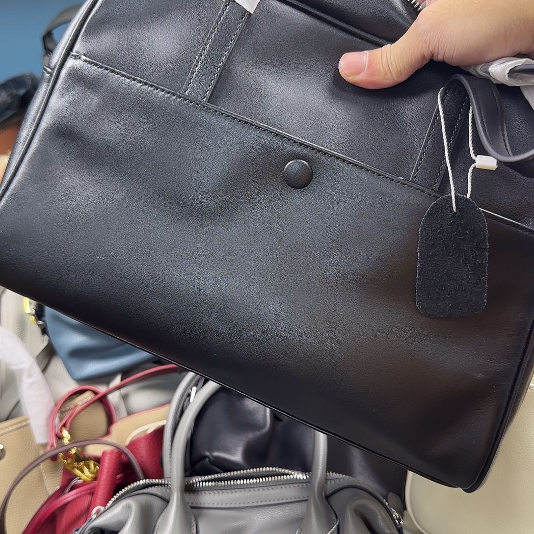 黄牛皮（革）头层牛皮山羊皮（革）