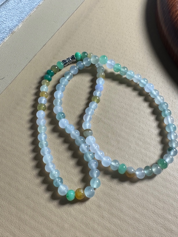 天然缅甸翡翠A货冰种珠链