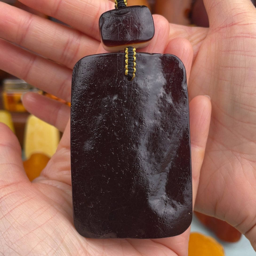 定制琥珀未镶嵌蜜蜡牌子