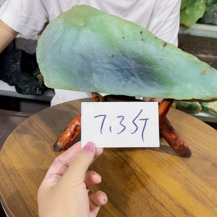 A***y蛇纹石玉未镶嵌原石