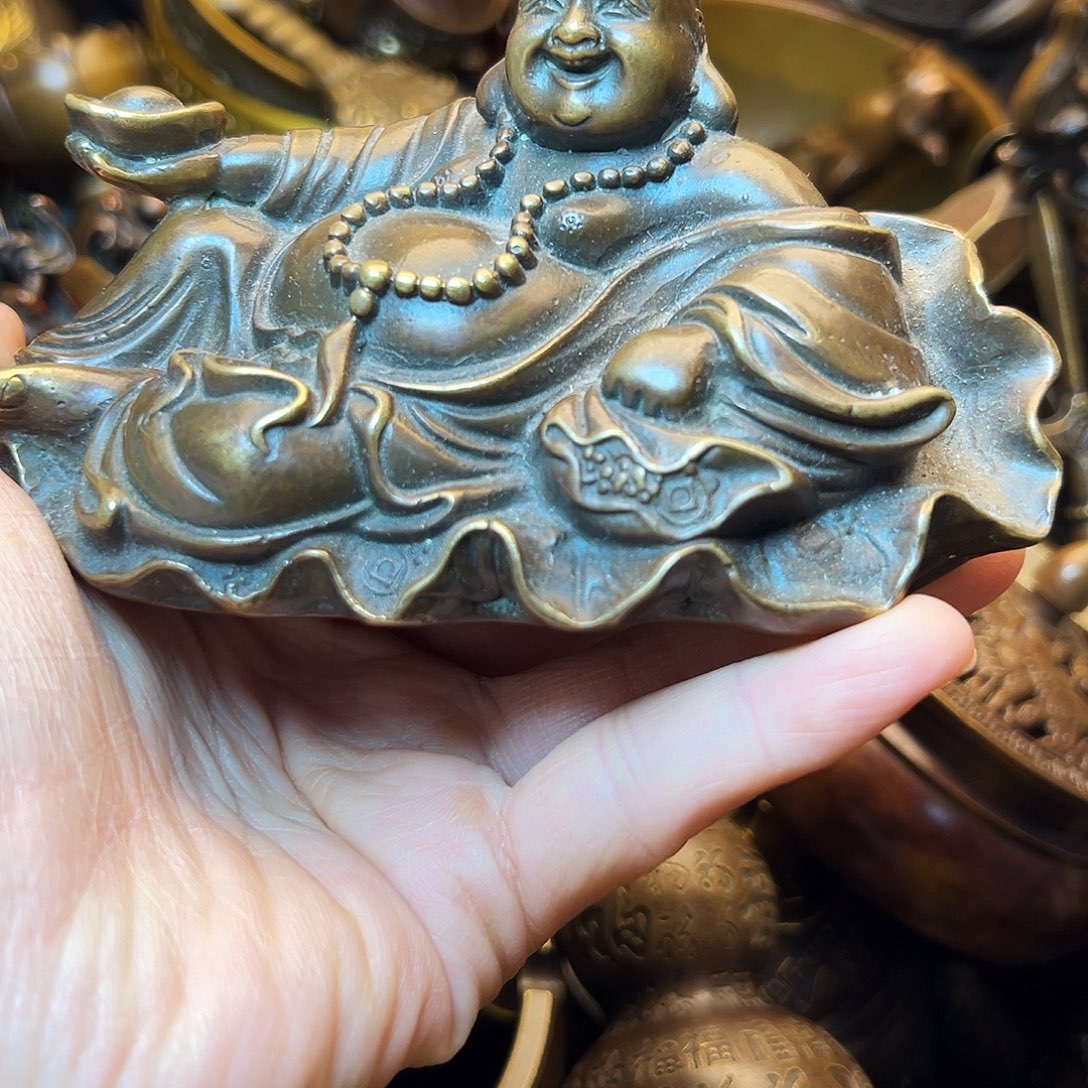 精美铜器工艺品等