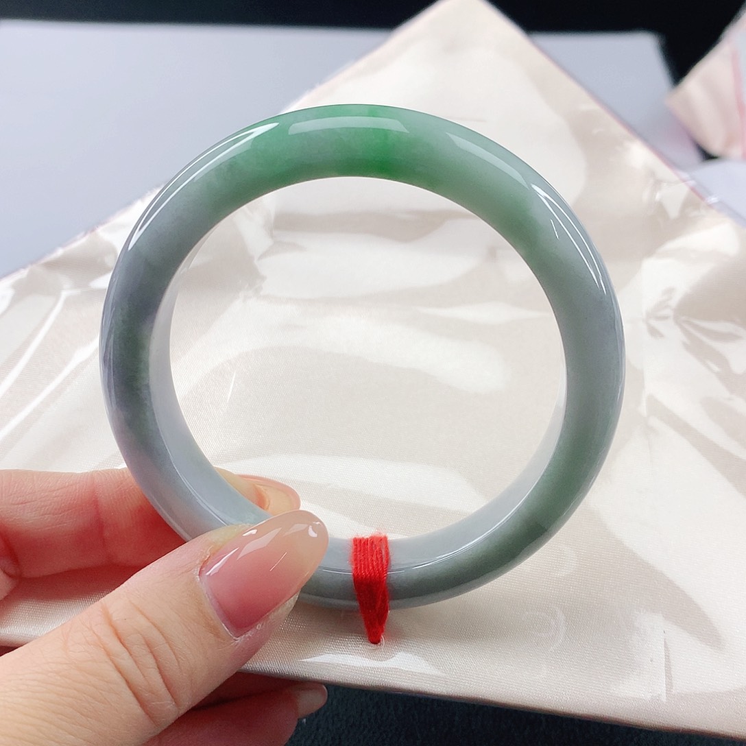 翡翠手镯未镶嵌翡翠265