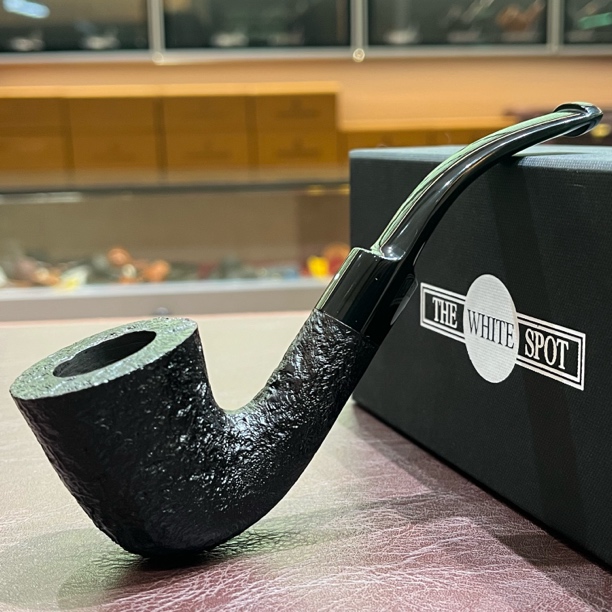 英国The white spot 黑喷砂4114楠木烟斗 内径20.9斗深42.4