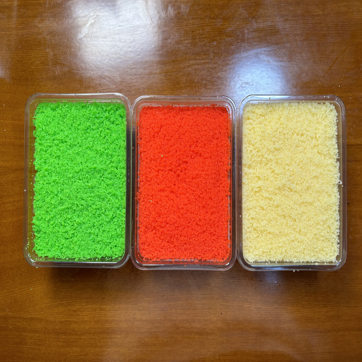 (草莓味是大红色)新品龙泽小颗粒鱼籽组合装,清淡爽脆，顺丰包邮