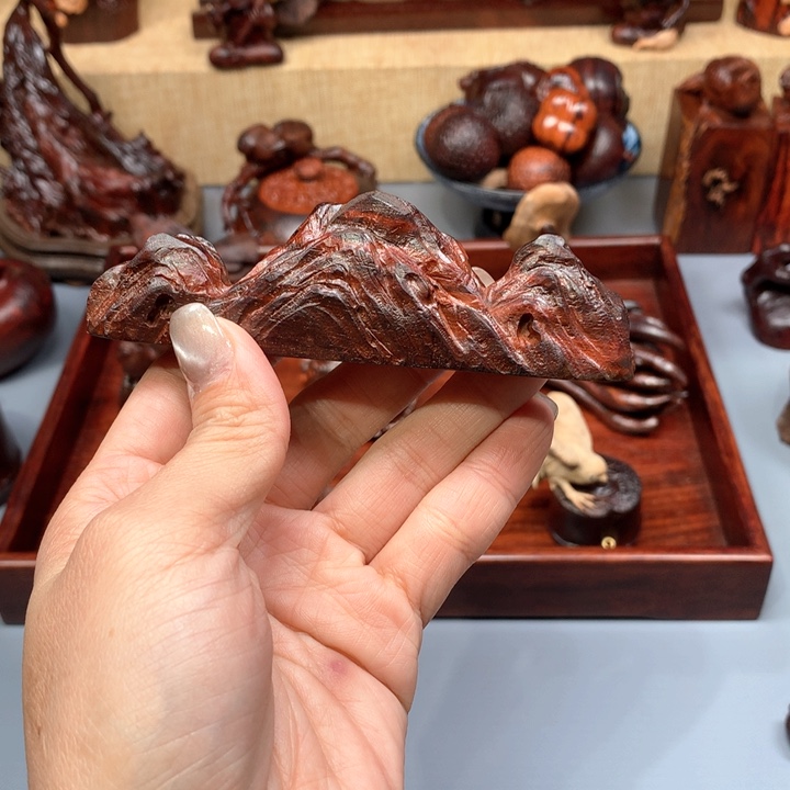 檀香紫檀（小叶紫檀）一****。