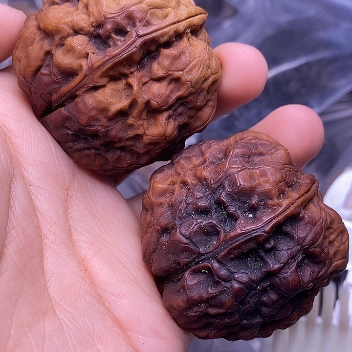 l***y文玩核桃把件   93