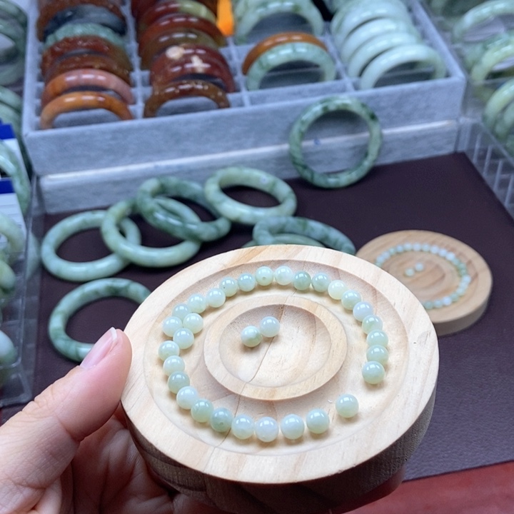 蛇纹石玉手链未镶嵌