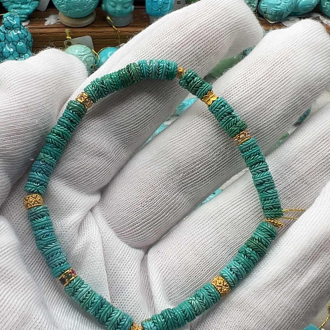 绿松石配饰未镶嵌