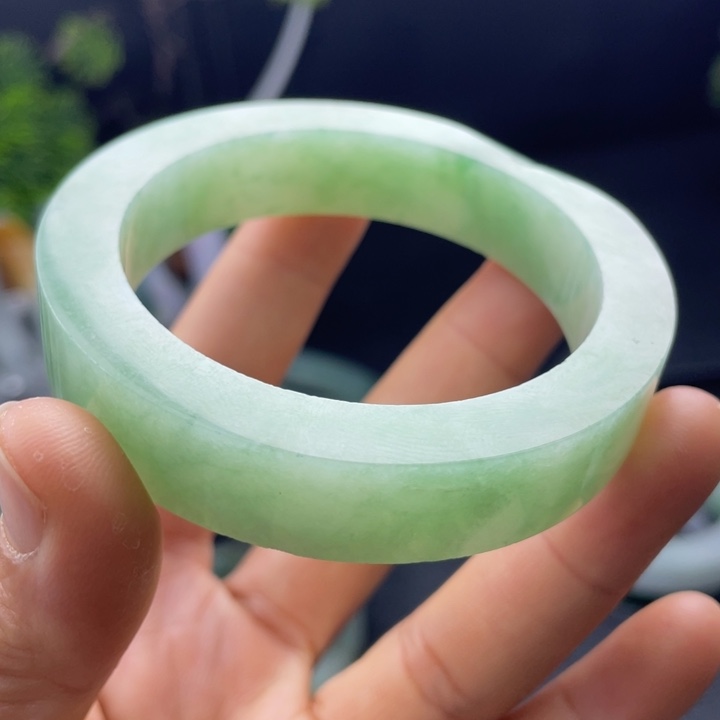 定制翡翠不退不换未镶嵌