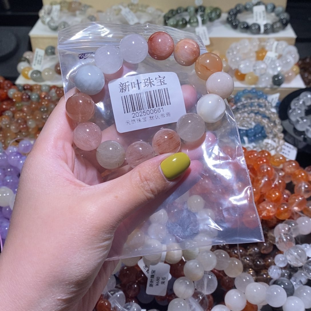 水晶手串未镶嵌一**B手链