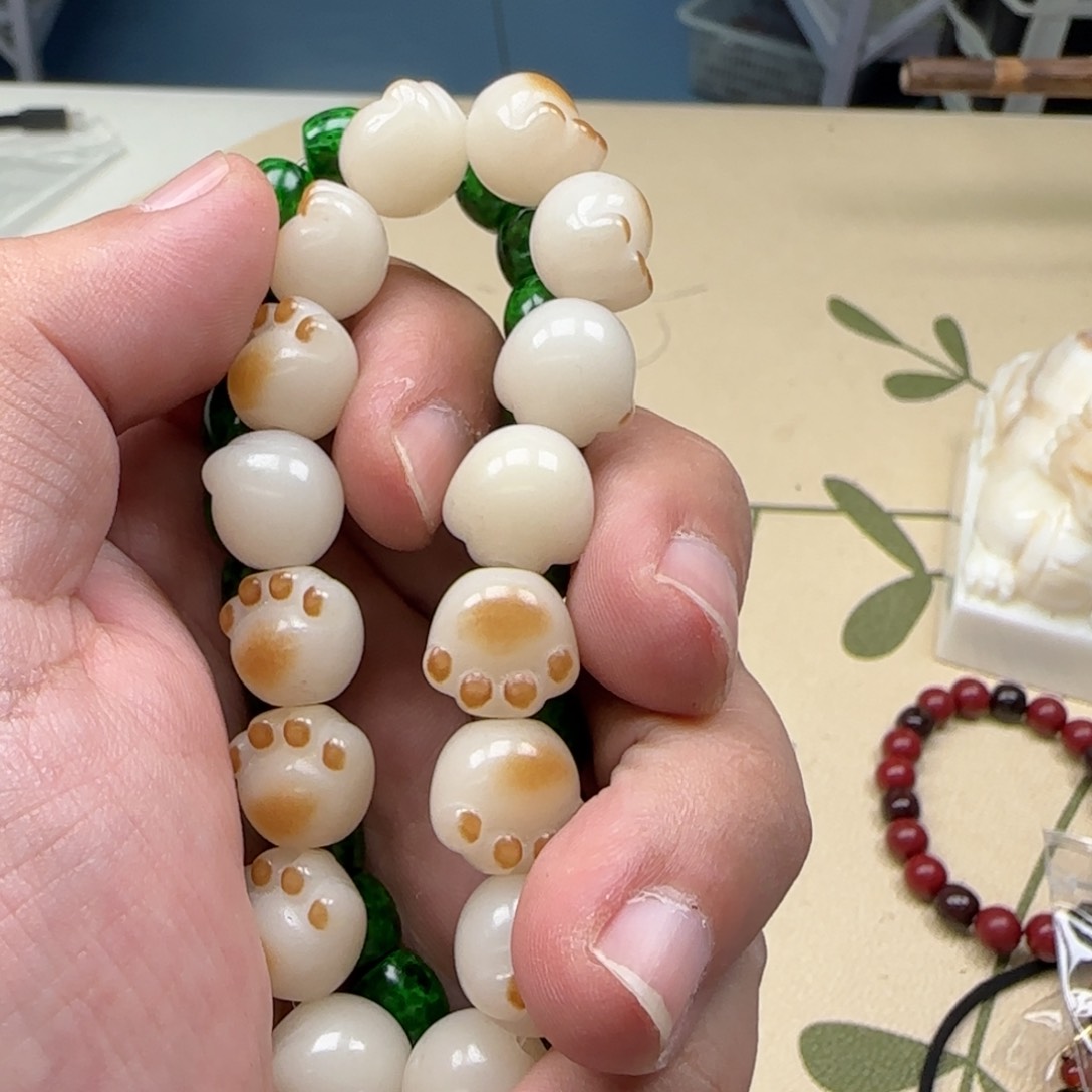 白玉菩提吊坠绿色824