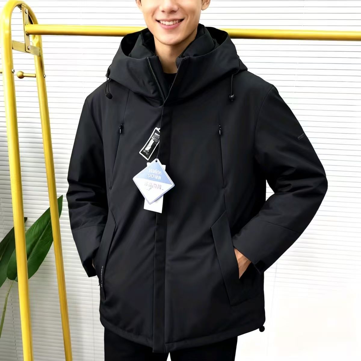 羽绒服男士冬季新款高端保暖羽绒服外套8901