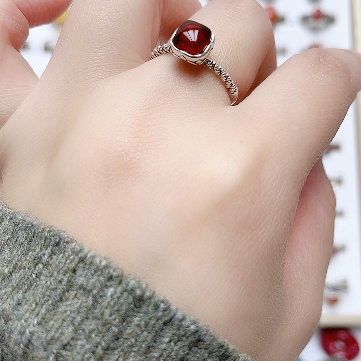 血珀戒指银S925镶嵌天然