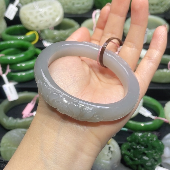 和田玉手镯58+圈口 编号43贵妃镯未镶嵌