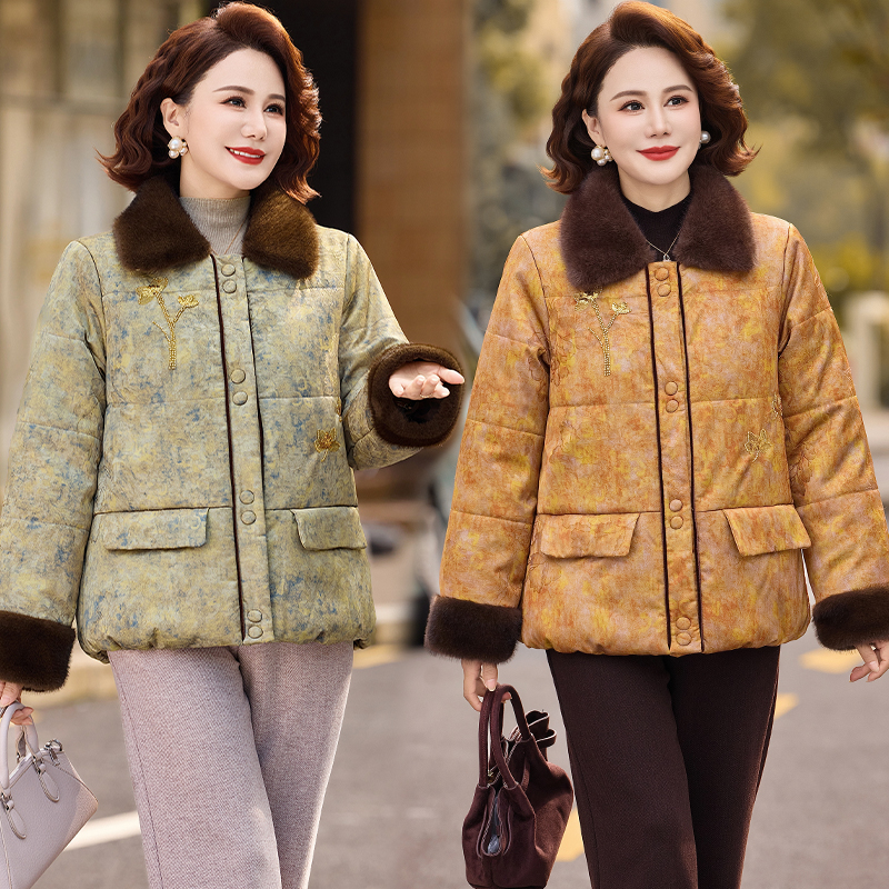 中老年人冬装棉衣女洋气质加绒加厚保暖棉袄新款妈妈短款棉服外套