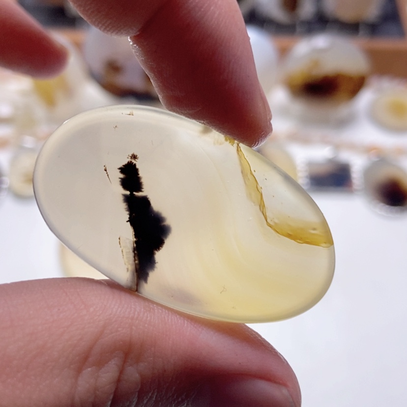 【闪购商品】玛瑙/玉髓颈饰未镶嵌