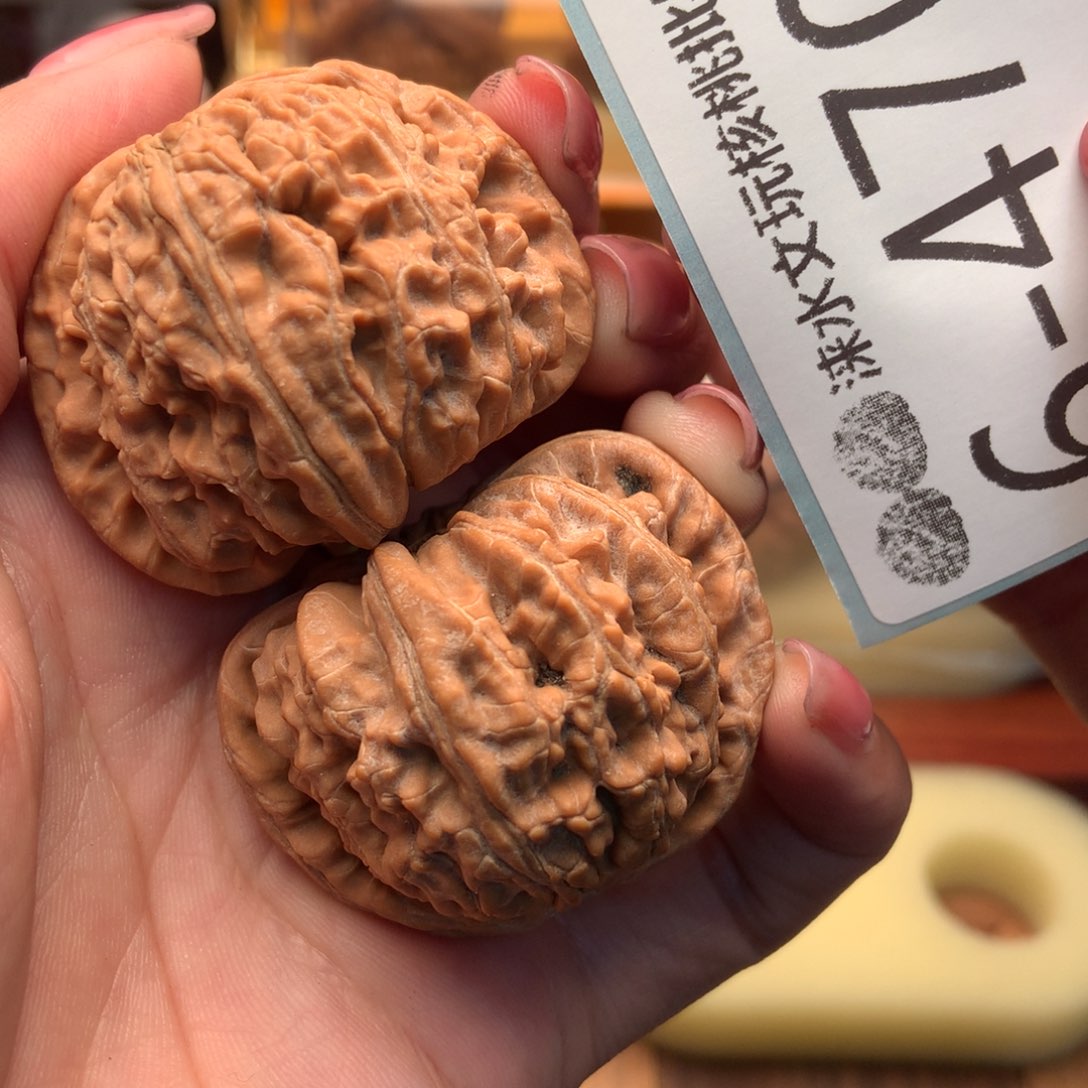 文玩核桃把件43闷白