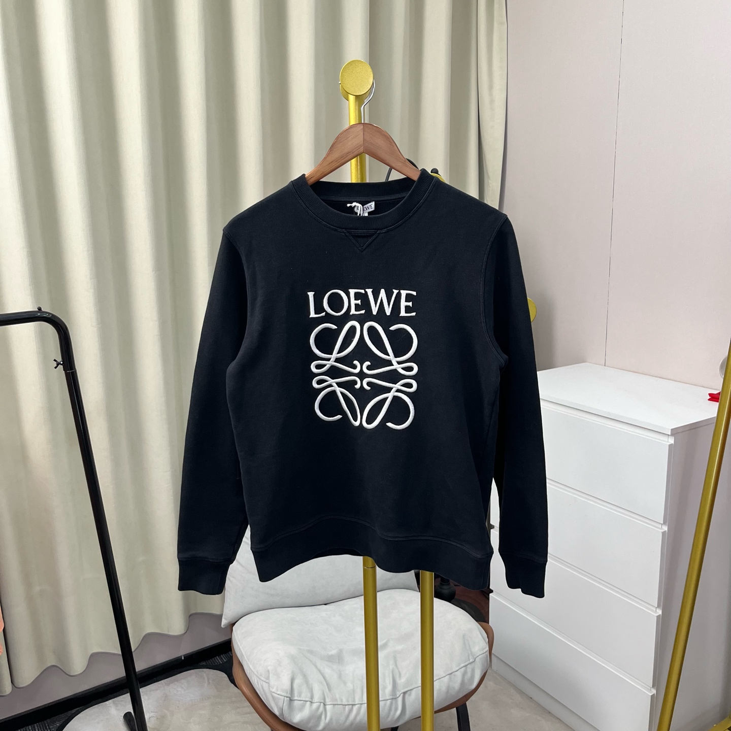 99新 LOEWE/罗意威 梅芙 黑色刺绣logo卫衣 s码 