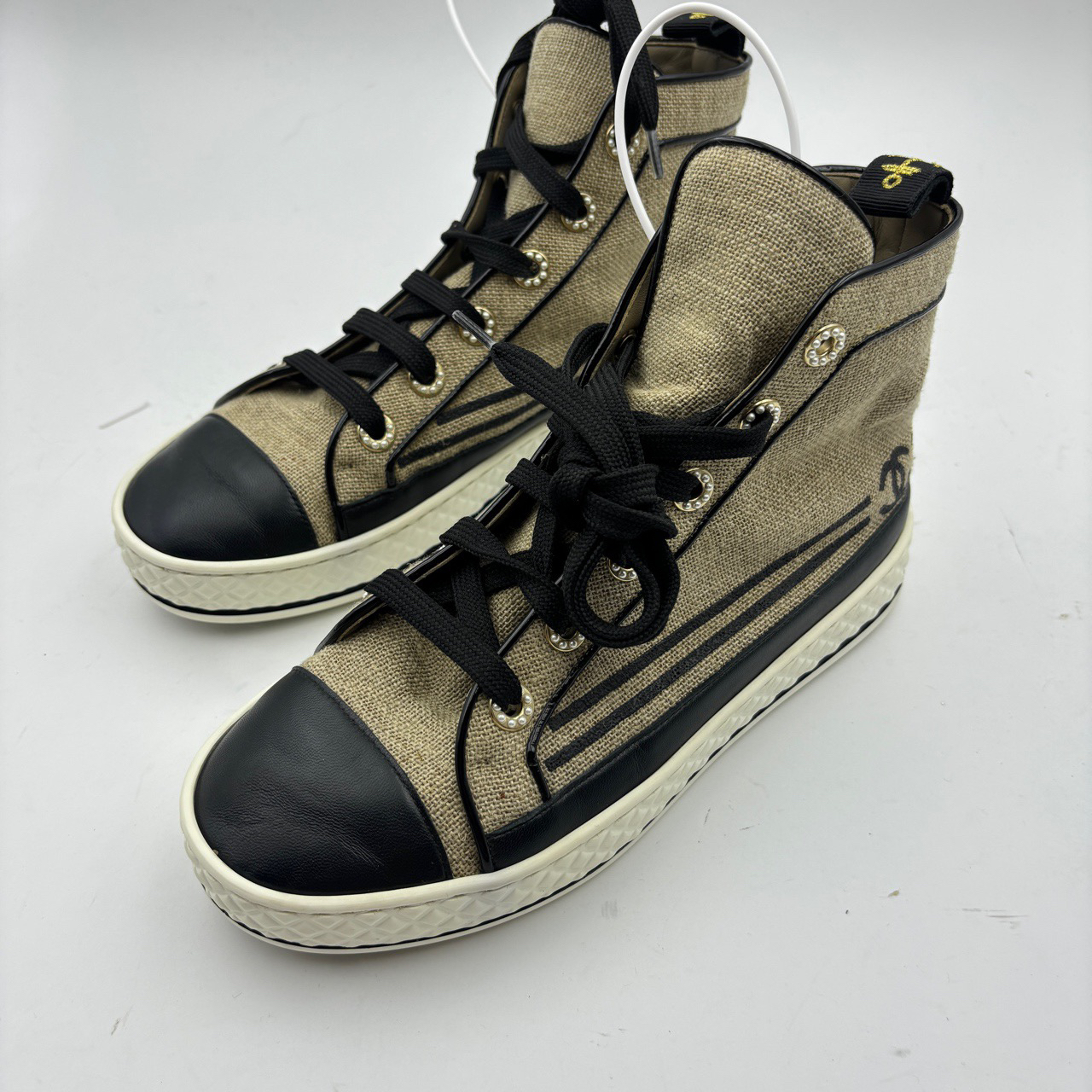 95新 Chanel/香奈儿 36.5码/chanel香奈儿米色休闲鞋/无盒/95新