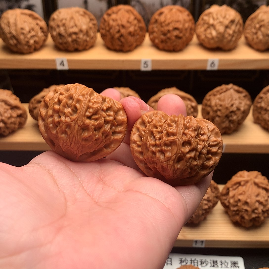 文玩核桃吊坠350号宫灯41